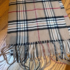 Plaid scarf